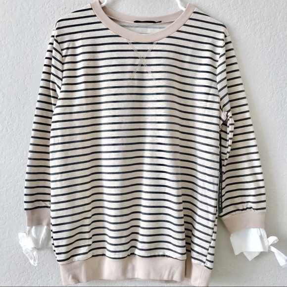 Sweater with bows - Picture 2 of 6